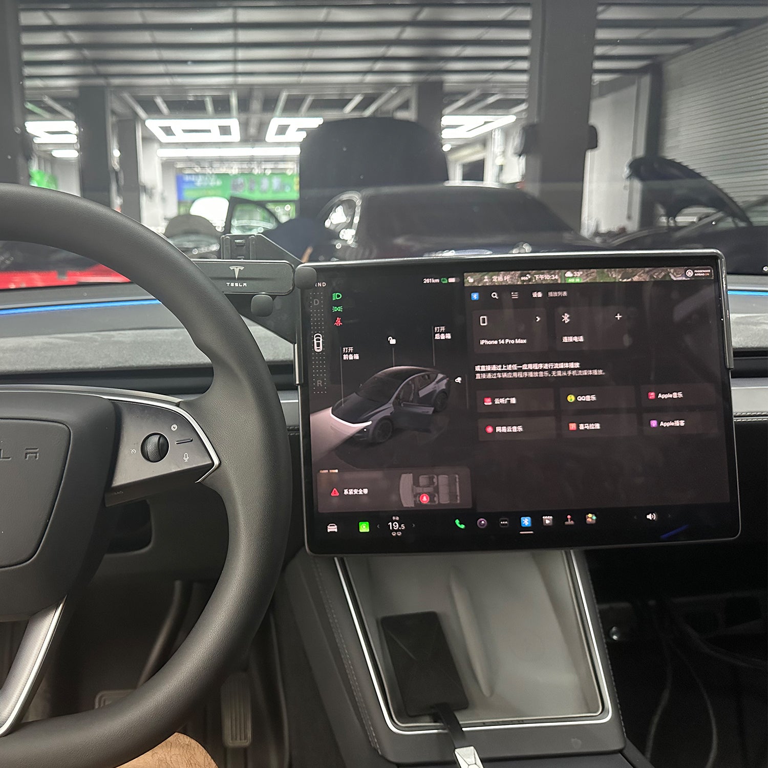AutoMMI 2017-2025 Tesla Model 3 Model Y Head Units Wireless Apple CarPlay &amp; Android Auto Module integration kit